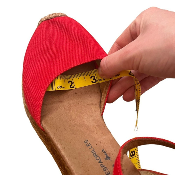 GAIMO Red Canvas Wedge Espadrilles with Natural Jute - Picture 13 of 14